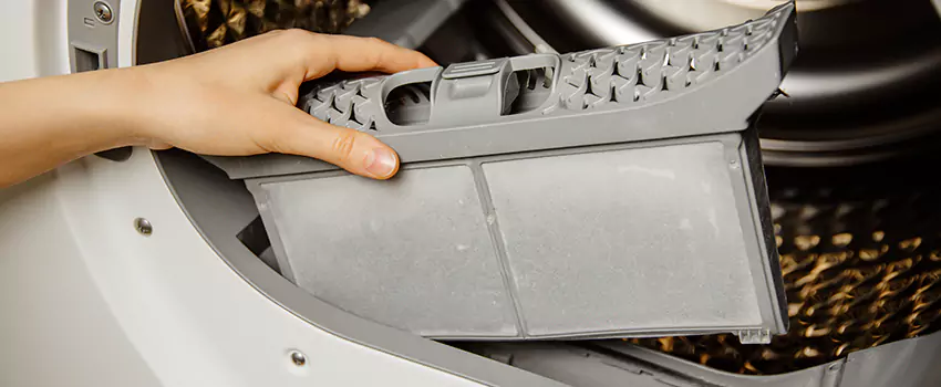 Signs Of A Clogged Dryer Lint Trap in Westchester, Illinois